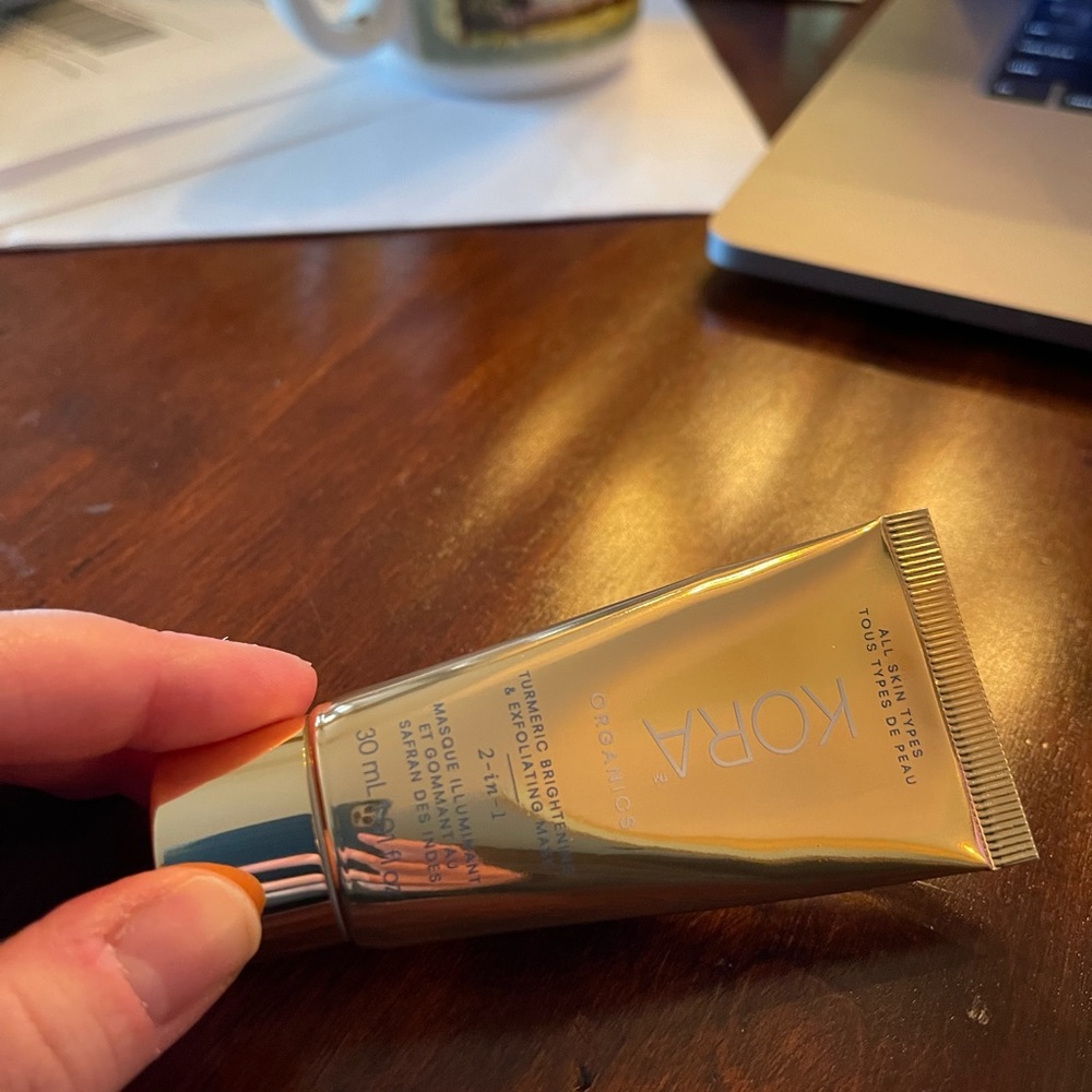 NWT Mini Kora Organics Brightening Exfoliator - Picture 2 of 5